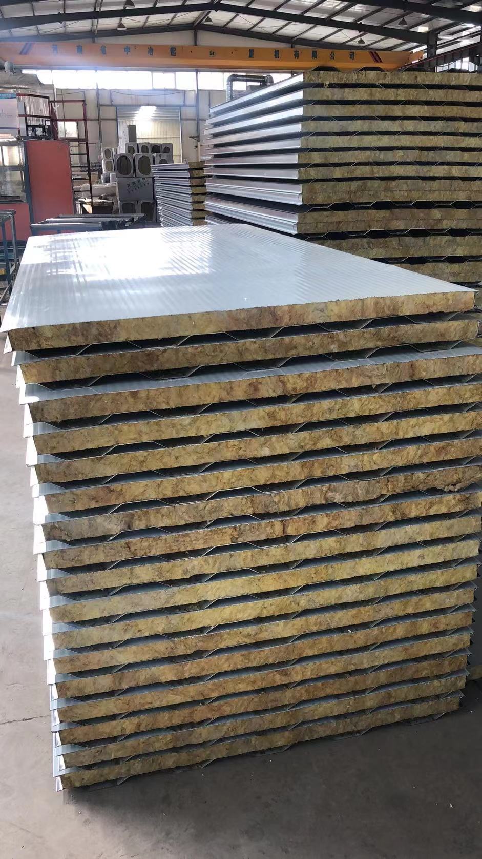 1150大瓦楞巖棉復合板(圖1)